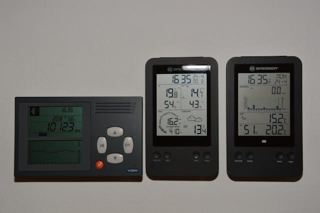 pexels-ulrick-t-16531199 Gadgets para Casa Inteligente: 10 Dispositivos Que Vão Transformar Seu Lar em 2025