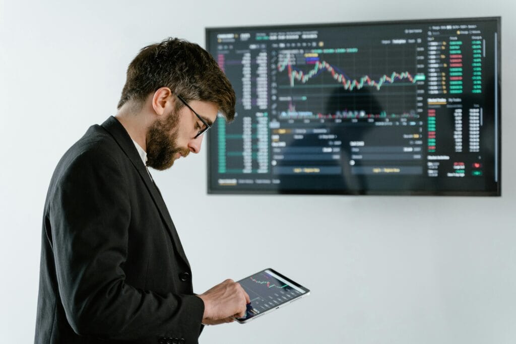 pexels-tima-miroshnichenko-7567525-1024x683 Blockchain: O que significa?