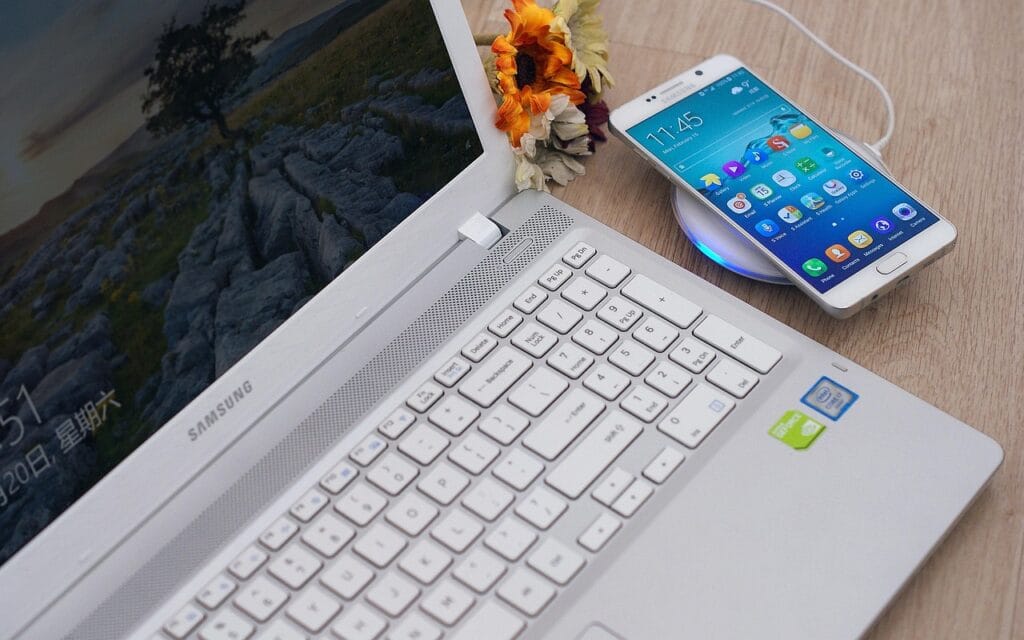 samsung-4721549_1280-1024x640 Notebook ou Macbook: Qual escolher em 2026